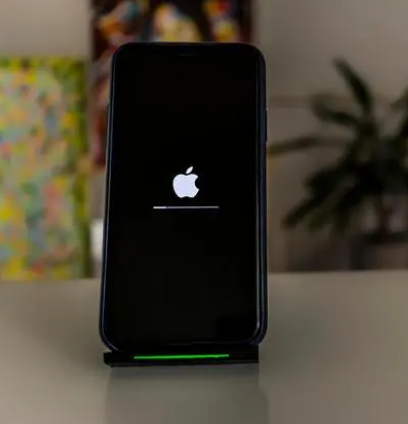 平舆苹果手机维修分享更新iOS 16时卡在滑动升级界面解决办法 